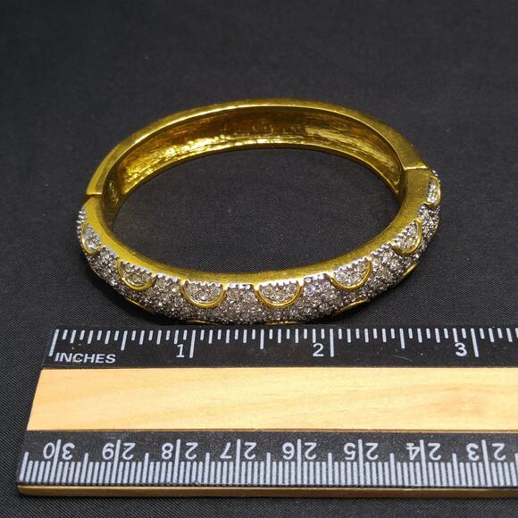 Vtg. Premier Designs Rhinestone Hinged Bracelet, Magnetic Clasp, 1980s, 7 1/2 In - Picture 7 of 10